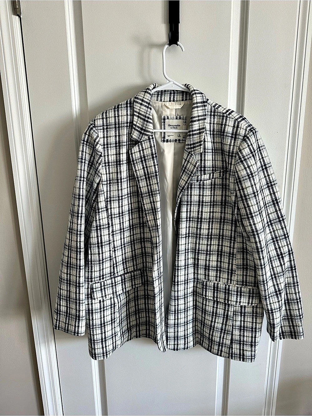 Abercrombie & Fitch Plaid Blazer in White & Blue